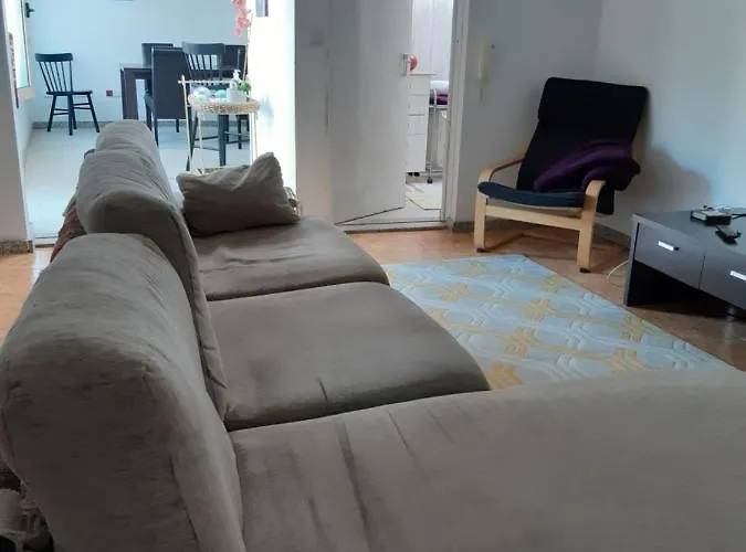 Impeccable 2-Bed House In Viana Do Castelo