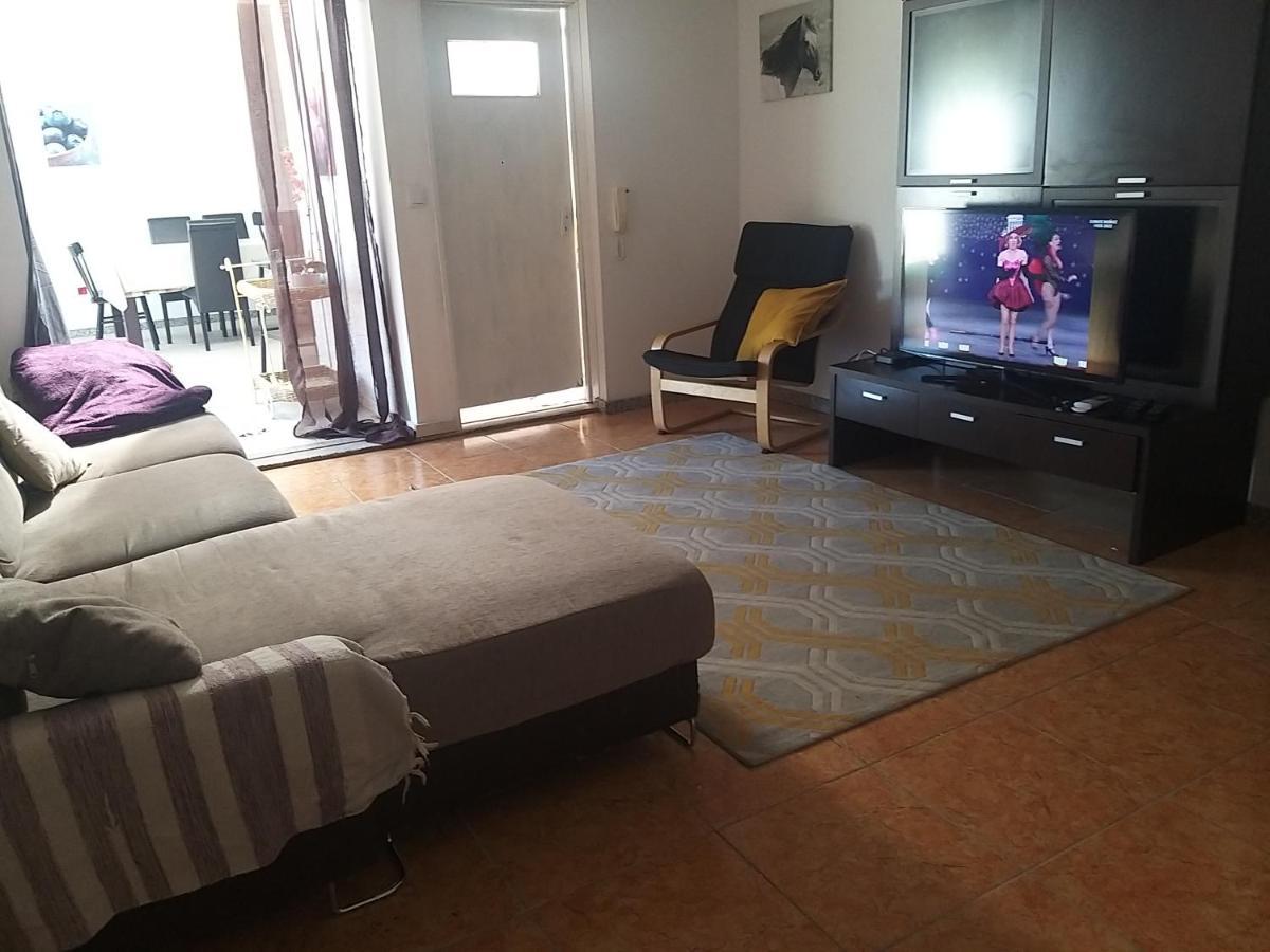Impeccable 2-bed House In * Viana do Castelo