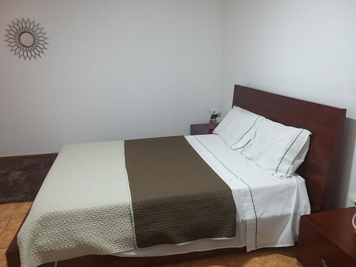 Vakantiehuis Impeccable 2-bed House In Viana do Castelo